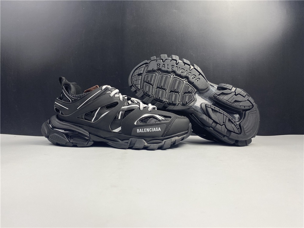 BLG TRACK SNEAKER BLACK